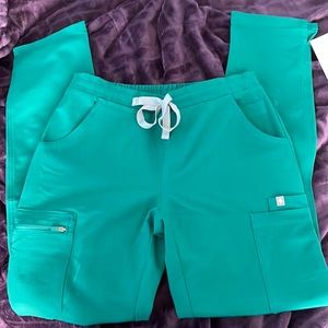 Hunter green scrub pants XS with tags
